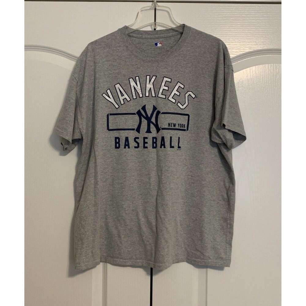 New York Yankees Baseball T-Shirt Gray Mens XL Genuine Merchandise MLB